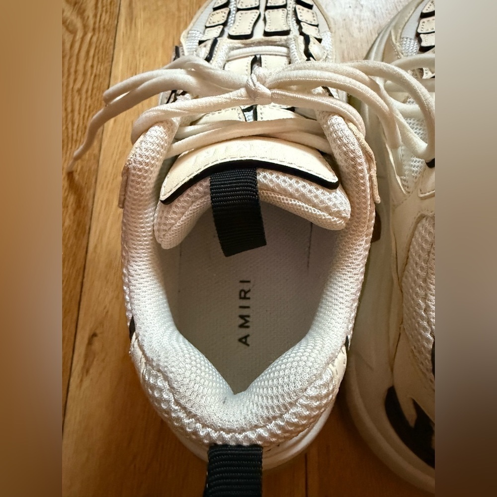 Amiri Bone Runner Off White/Black Sneakers - Picture 4 of 10
